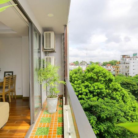 Investland In Truc Bach & Serviced Apartment Ханой Экстерьер фото