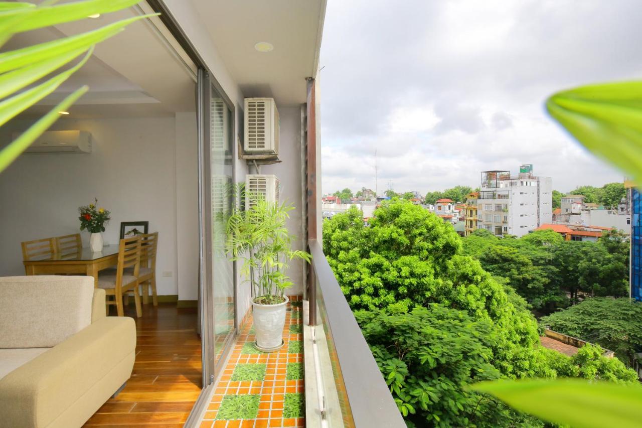 Investland In Truc Bach & Serviced Apartment Ханой Экстерьер фото